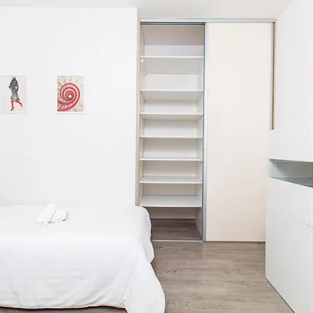 Karolina - 4kk, Garden Terrace, Free Parking Apartment Ostrava
